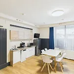 Crown Living Blumenau - Nahe Schweizer Grenze, Ideal Fuer Feriengaeste Und Geschaeftsreisende, Parkplatz, Self Check-in Apartamento *