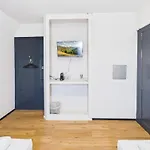 Crown Living Blumenau - Nahe Schweizer Grenze, Ideal Fuer Feriengaeste Und Geschaeftsreisende, Parkplatz, Self Check-in