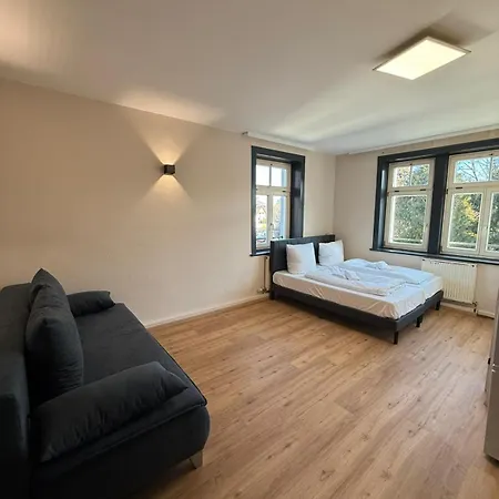 Crown Living Blumenau Studios, Smarttv, Parkplatz Lustenau