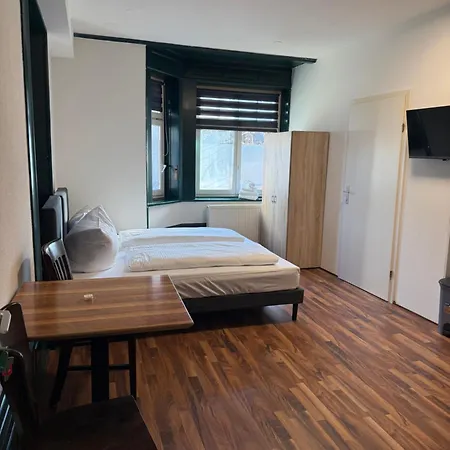 Crown Living Blumenau Studios, Smarttv, Parkplatz * Lustenau