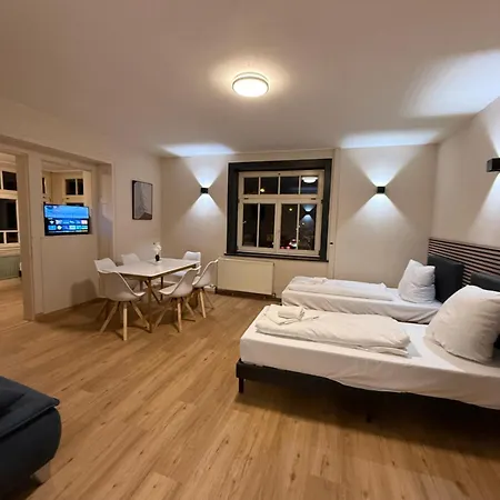 Crown Living Blumenau Studios, Smarttv, Parkplatz * Lustenau