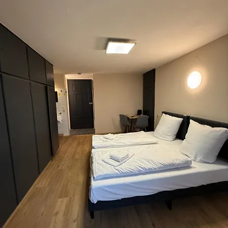 Crown Living Blumenau Studios, Smarttv, Parkplatz * Lustenau