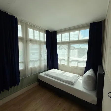 Crown Living Blumenau Studios, Smarttv, Parkplatz * 卢斯特瑙