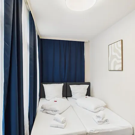 Crown Living Blumenau - Nahe Schweizer Grenze, Ideal Fuer Feriengaeste Und Geschaeftsreisende, Parkplatz, Self Check-in *