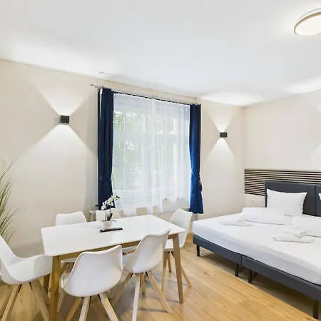 Crown Living Blumenau - Nahe Schweizer Grenze, Ideal Fuer Feriengaeste Und Geschaeftsreisende, Parkplatz, Self Check-in Appartement