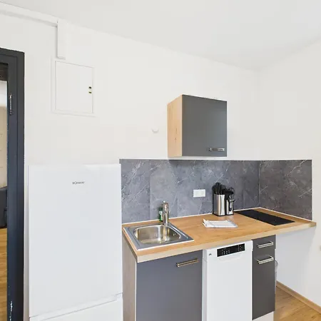 Appartement Crown Living Blumenau - Nahe Schweizer Grenze, Ideal Fuer Feriengaeste Und Geschaeftsreisende, Parkplatz, Self Check-in *