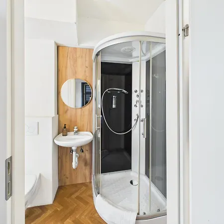 Crown Living Blumenau - Nahe Schweizer Grenze, Ideal Fuer Feriengaeste Und Geschaeftsreisende, Parkplatz, Self Check-in Lägenhet
