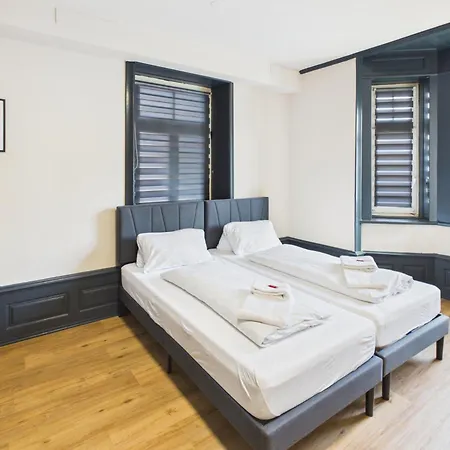 Crown Living Blumenau - Nahe Schweizer Grenze, Ideal Fuer Feriengaeste Und Geschaeftsreisende, Parkplatz, Self Check-in Apartment *