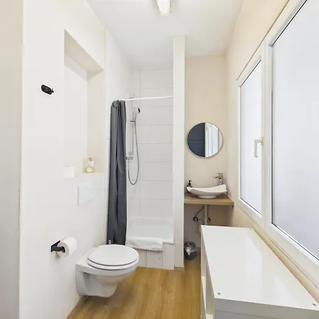 Lägenhet Crown Living Blumenau - Nahe Schweizer Grenze, Ideal Fuer Feriengaeste Und Geschaeftsreisende, Parkplatz, Self Check-in Lustenau