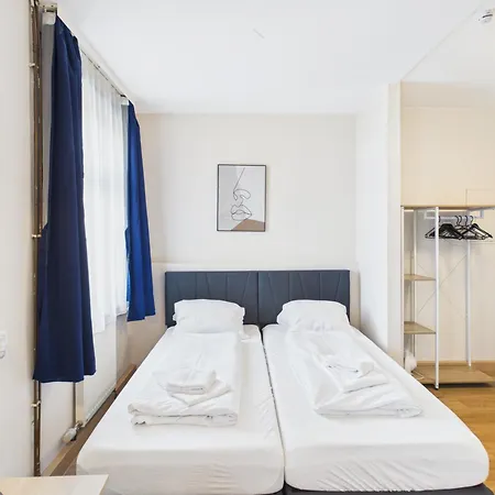 Crown Living Blumenau - Nahe Schweizer Grenze, Ideal Fuer Feriengaeste Und Geschaeftsreisende, Parkplatz, Self Check-in Appartement